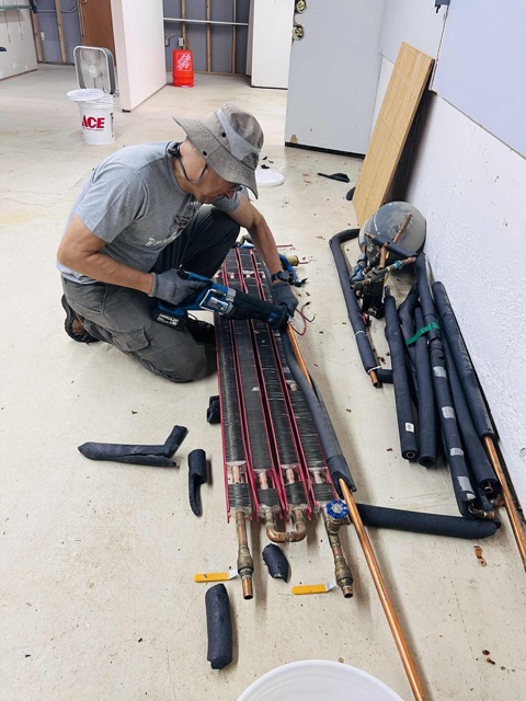 We decomissioned a Solar Hot Water system that had been used for over 25 years. We properly recycled all parts.